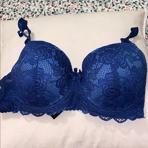 BLUE LACE WIRED BRA